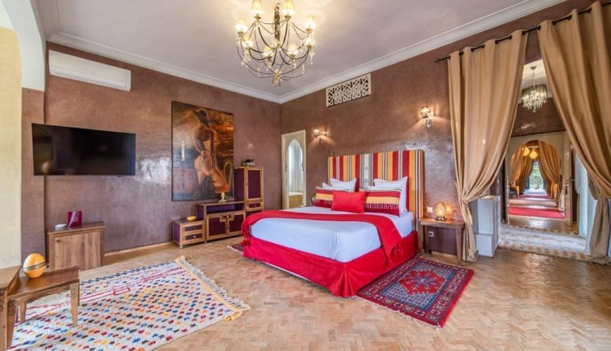Villa Chems Master Suite